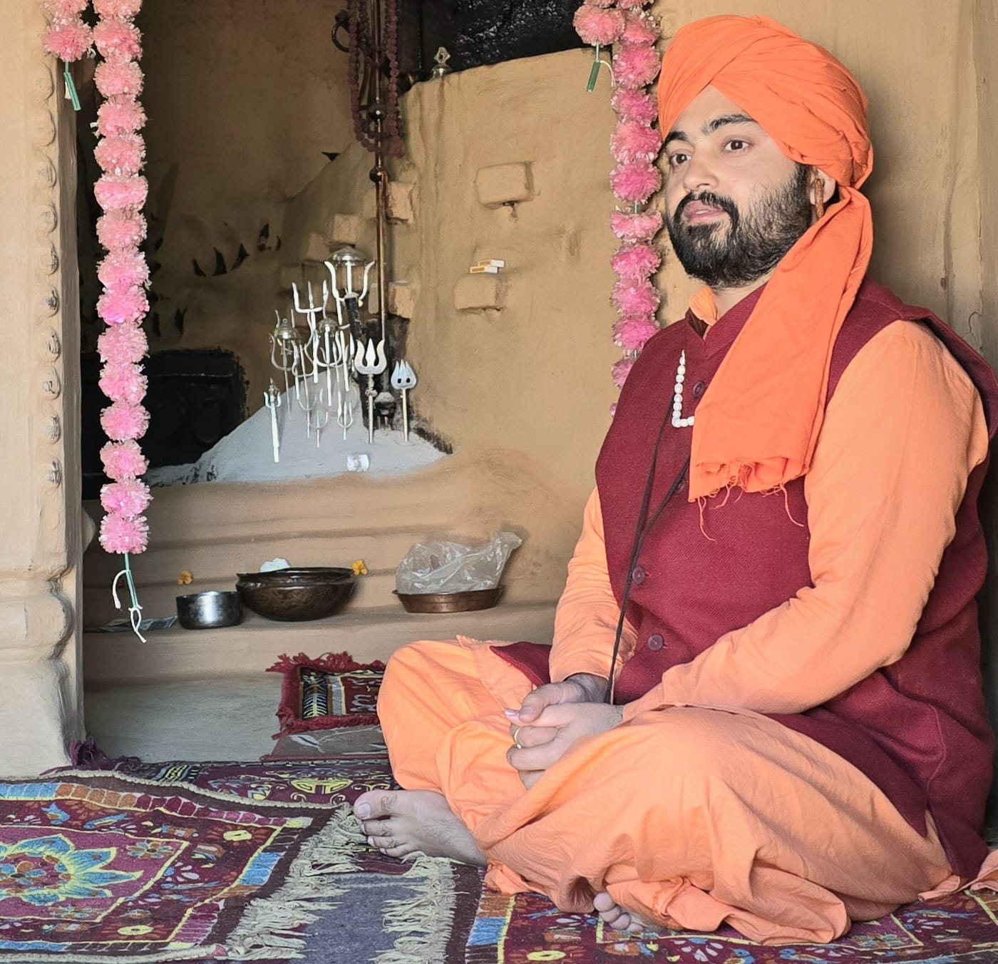 गोरख धूना मंदिर की घंटियों को लेकर फैलाई जा रही अफवाहों पर मठ प्रशासन का सख्त रुख