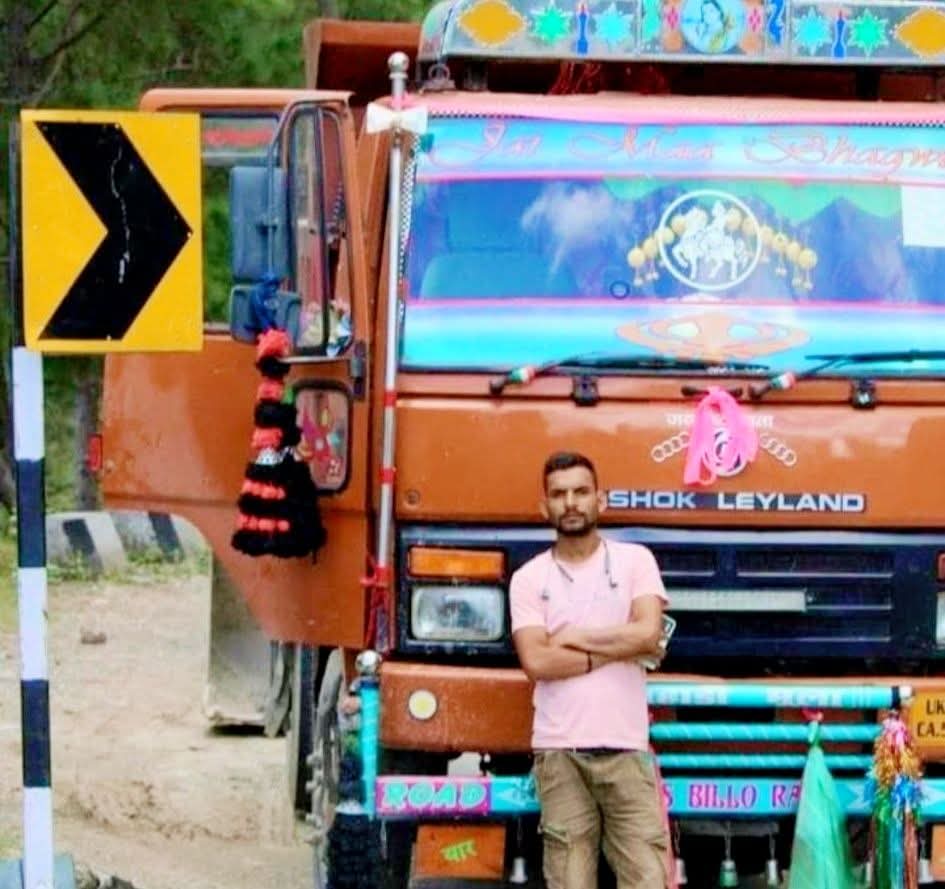 सड़क दुर्घटना में अमोडी निवासी दीपक भट्ट का दुखद निधन, क्षेत्र में शोक की लहर