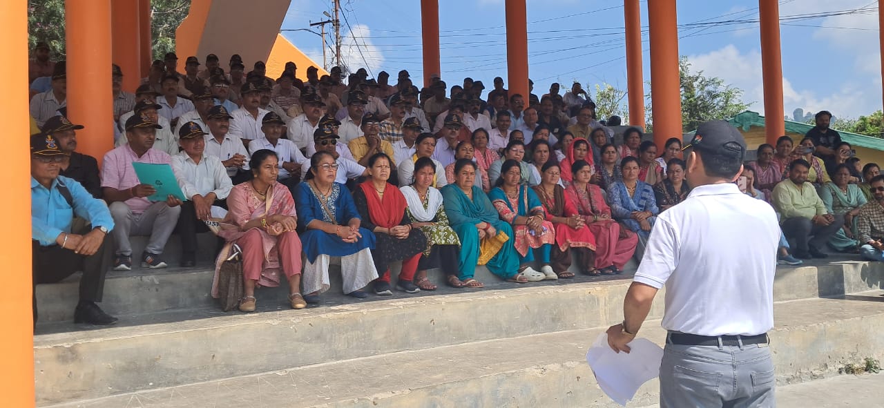 पिथौरागढ़ में गूंजा नारा - कशिश को न्याय दो, सुप्रीम कोर्ट से आरोपी की बरी होने पर भड़का जनाक्रोश, भूतपूर्व सैनिक संगठन ने जिलाधिकारी कार्यालय का घेराव किया