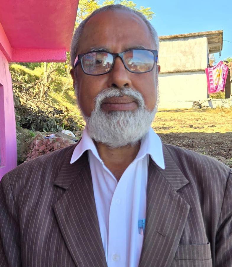 उत्तराखंड के 25 वर्षों की यात्रा में हमने बहुत कुछ प्राप्त किया तो खोया भी अपना सम्मान,  मनीष जैसे उत्तराखंड में यदि जिलाधिकारी हो तो हमारा राज्य हिमालय की तरह ऊंचा एवं बेदाग हो सकता है - उपाध्याय