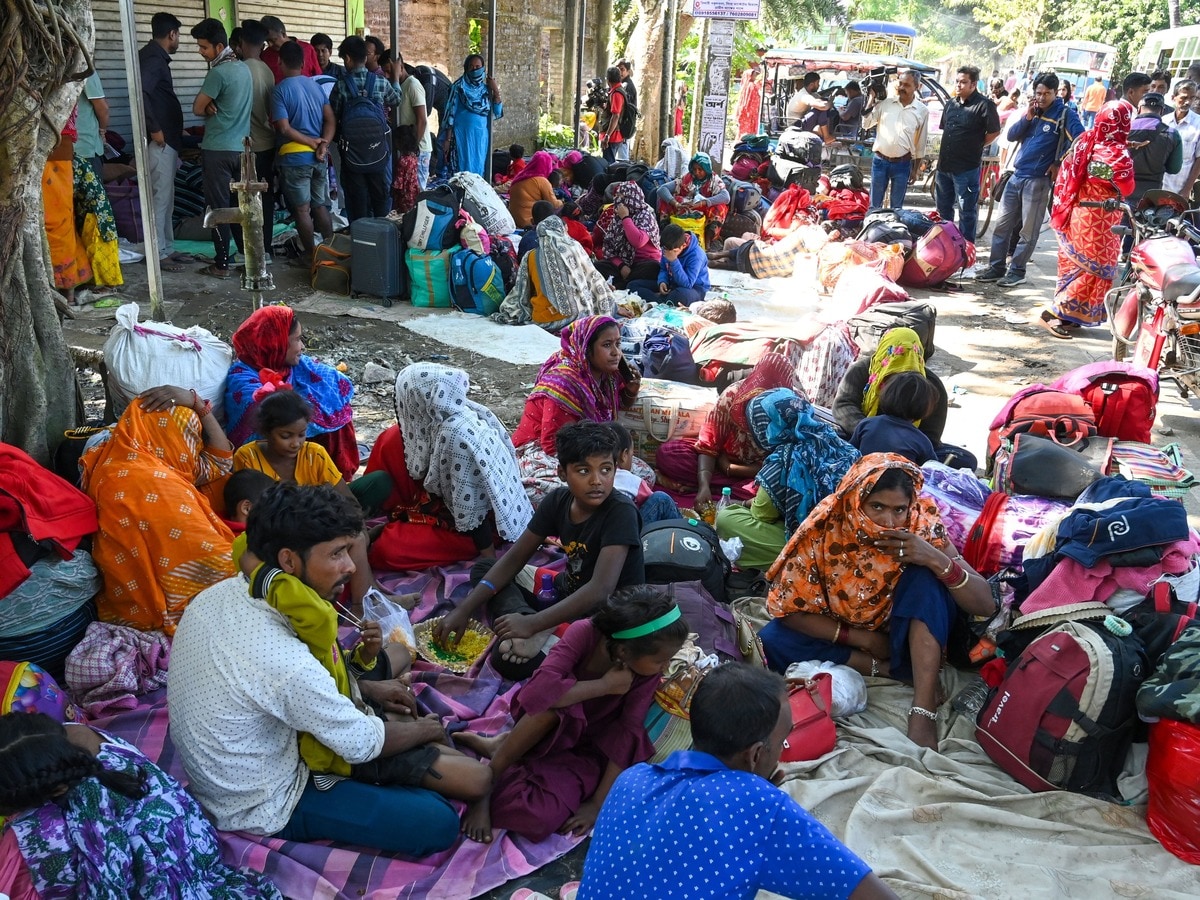 एसआईआर का खौफ: दो हफ्तों में 26,000 बांग्लादेशी प्रवासी हुए लापता, सीमा क्षेत्रों में खाली हुए गांव