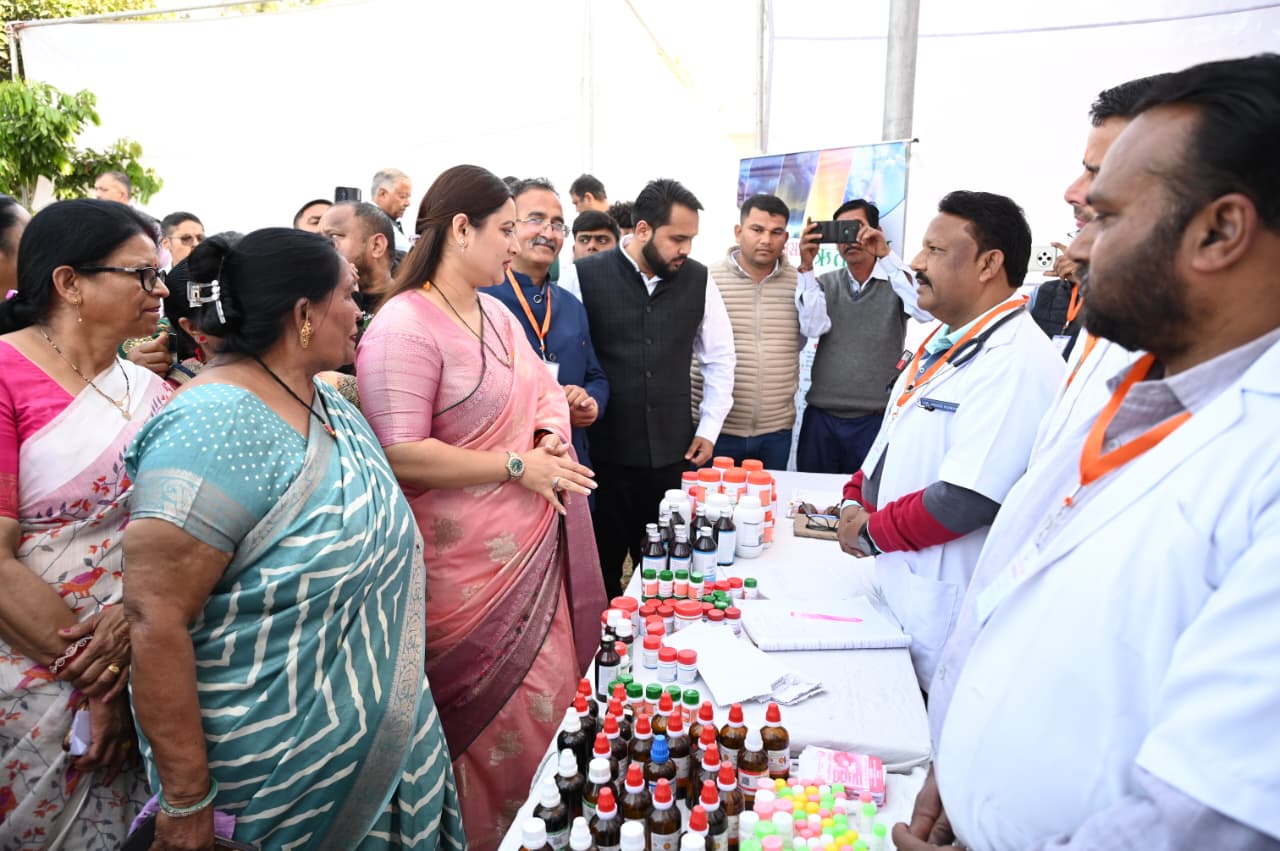 टनकपुर में नशामुक्ति का संकल्प-सेवा संकल्प (धारिणी) की मुहिम ने युवाओं में जगाई नई चेतना,  डॉ. ए.पी.जे. अब्दुल कलाम इंजीनियरिंग कॉलेज में सैकड़ों युवाओं ने लिया नो टू ड्रग्स का संकल्प, विशेषज्ञों ने दिए जीवन कौशल व स्वास्थ्य जागरूकता के महत्वपूर्ण संदेश।