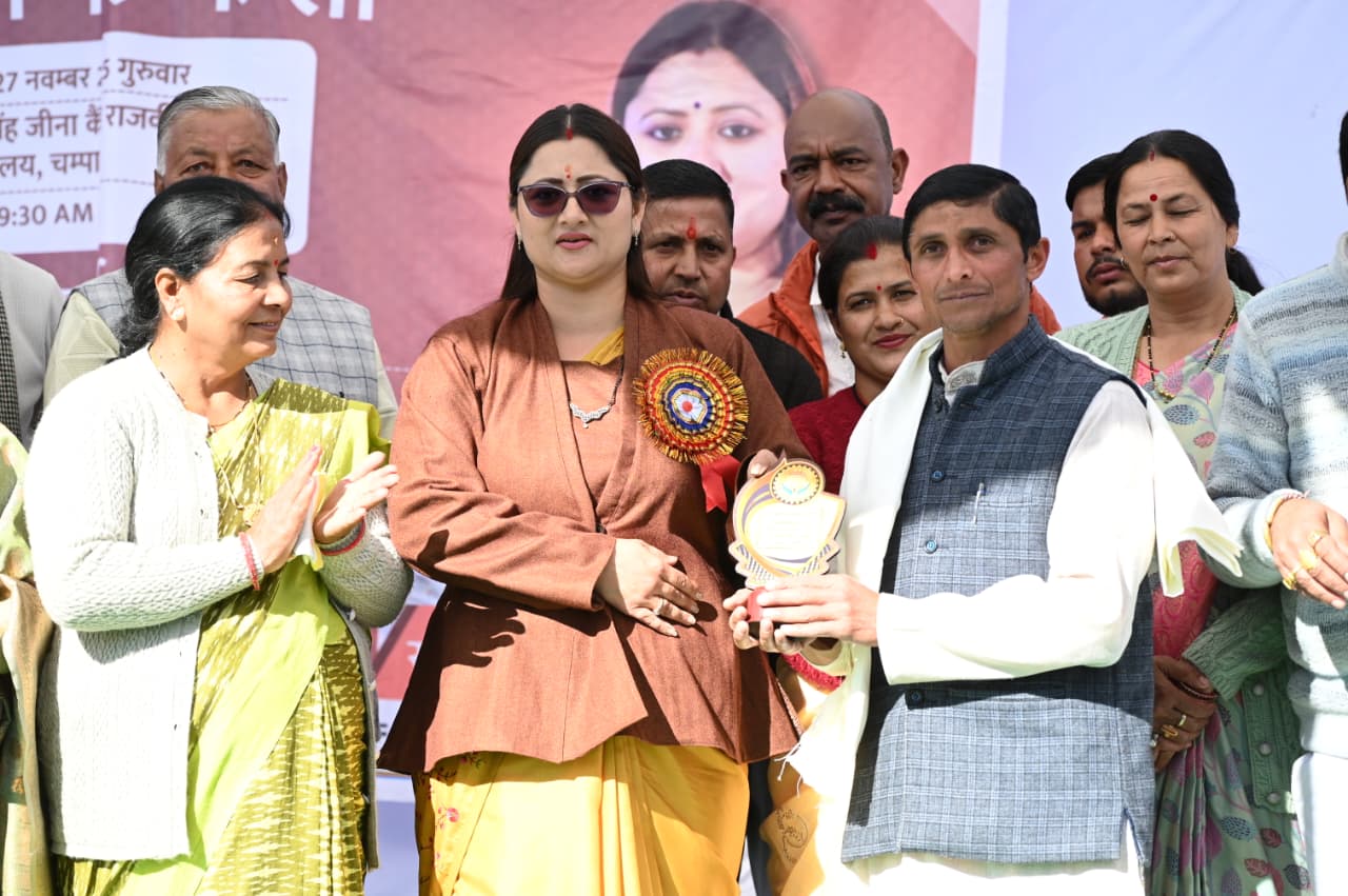 नशा-मुक्त समाज की ओर बड़ा संदेश: एक युवा यदि दूसरे का जीवन बचाए, वही सबसे बड़ा समाजसेवी - गीता धामी ने सेवा संकल्प धारिणी की गीता ट्रस्टी ने युवाओं में जगाई चेतना, पुलिस अधीक्षक अजय गणपति बोले: डिमांड खत्म होगी तो नशा अपने आप खत्म हो जाएगा।