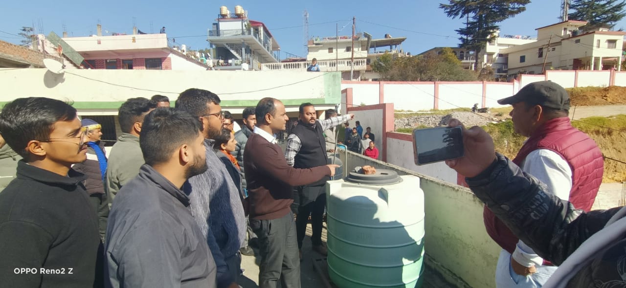 लोहाघाट में बनेगी अत्याधुनिक BPHU लैब - मुख्यमंत्री के जन-केन्द्रित मॉडल को मिल रही रफ्तार जिलाधिकारी ने किया निर्माणाधीन बीपीएचयू लैब का निरीक्षण, 45 लाख से तैयार हो रहा आधुनिक स्वास्थ्य ढांचा
