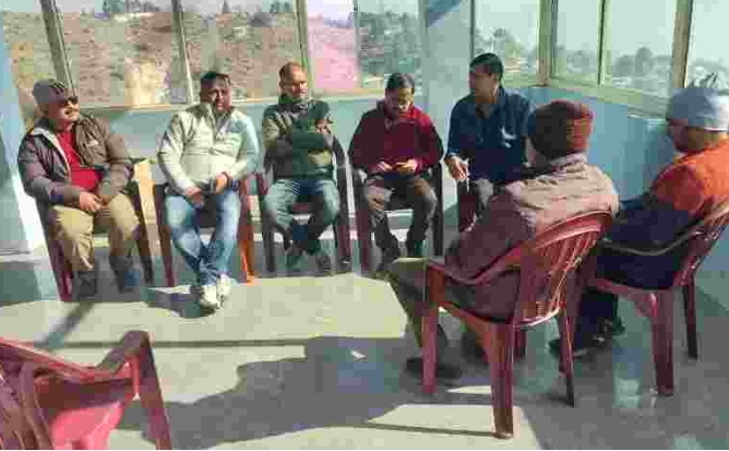 गंगोलीहाट में व्यापार मंडल की बैठक, नए पदाधिकारियों का मनोनयन।