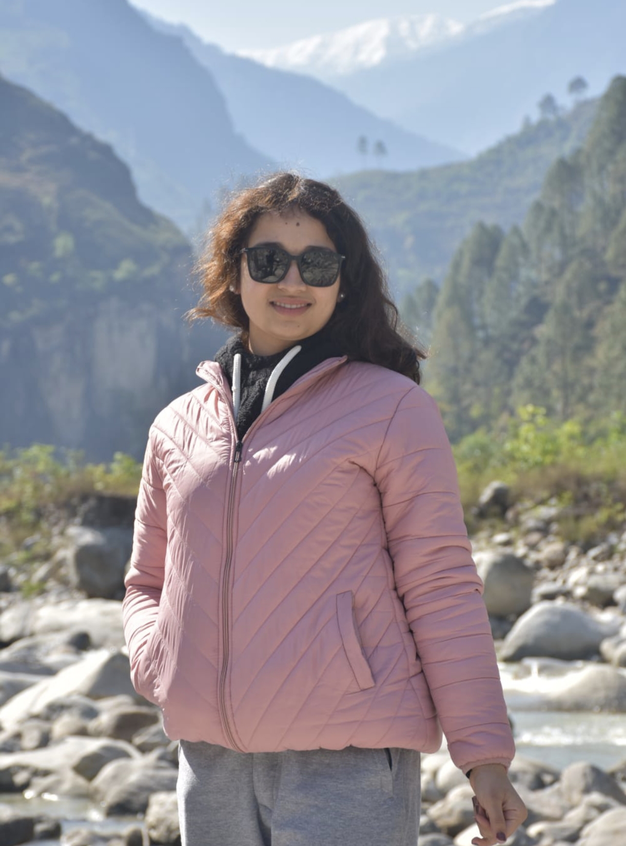 चंपावत वन प्रभाग में वन दरोगा पद पर निवेदिता राय की नियुक्ति, क्षेत्र में खुशी की लहर।
