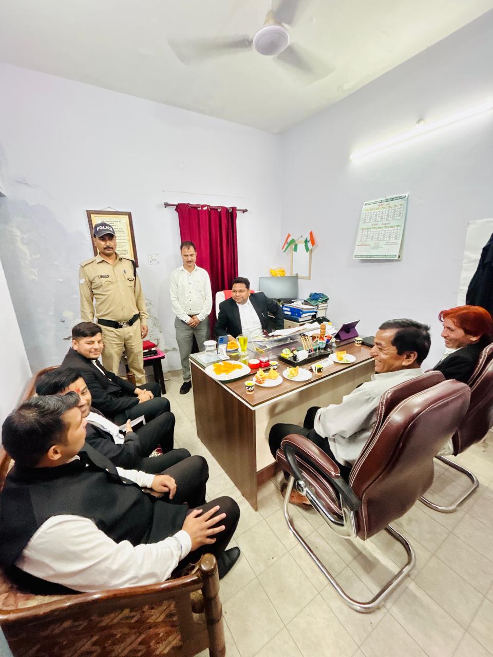18 जुलाई को आयोजित होने वाली विशेष लोक अदालत को लेकर गंगोलीहाट न्यायालय में बैठक संपन्न।