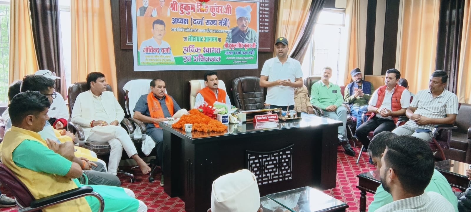 दर्जा राज्य मंत्री बनने के बाद पहली बार लोहाघाट पहुंचे हुकुम सिंह कुंवर, हुआ भव्य नागरिक सम्मान।