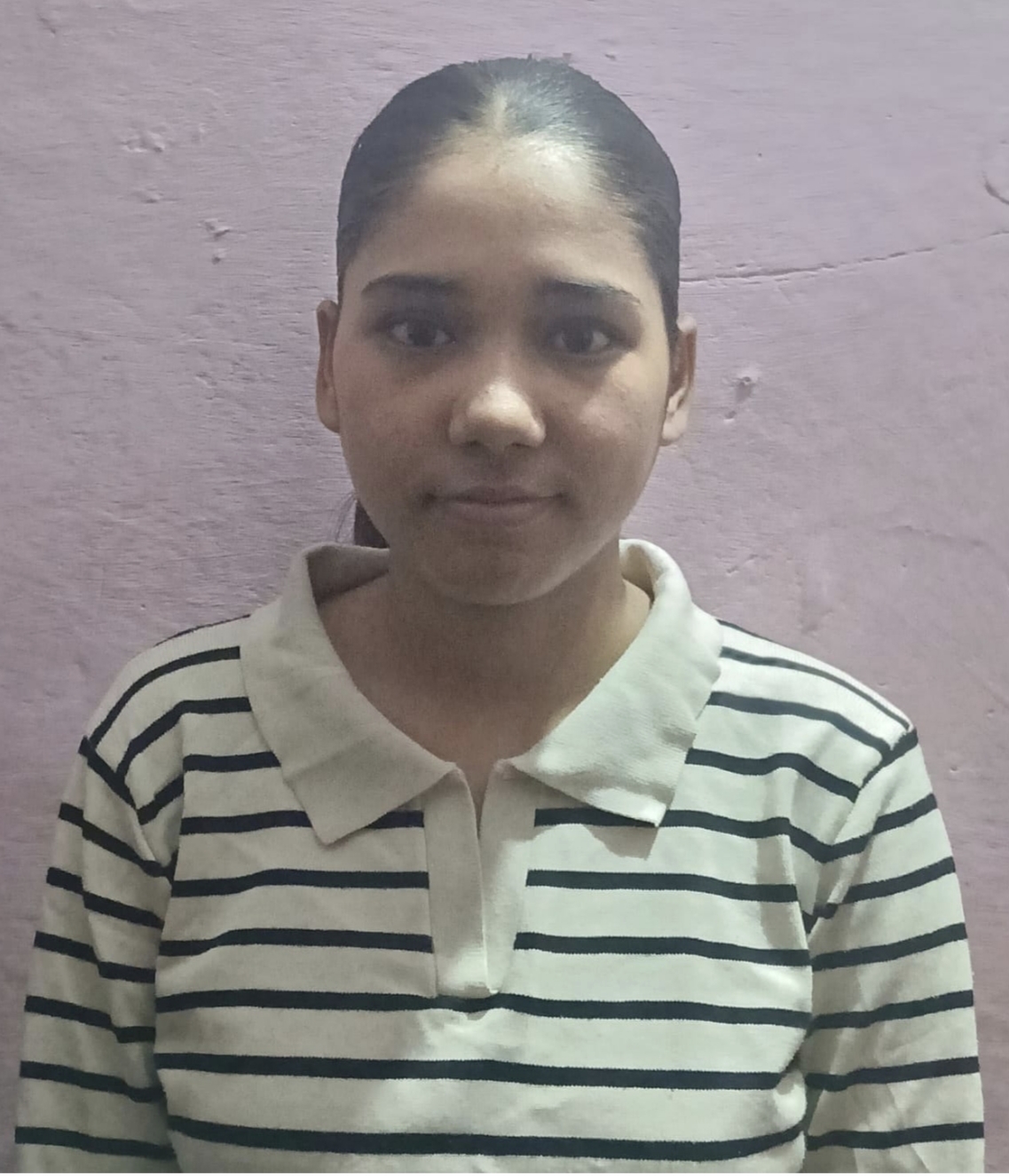 पहाड़ की बेटी ने रचा इतिहास: ड्राइवर की बेटी निकिता फर्त्याल ने NEET में लहराया परचम, क्षेत्र में खुशी की लहर।