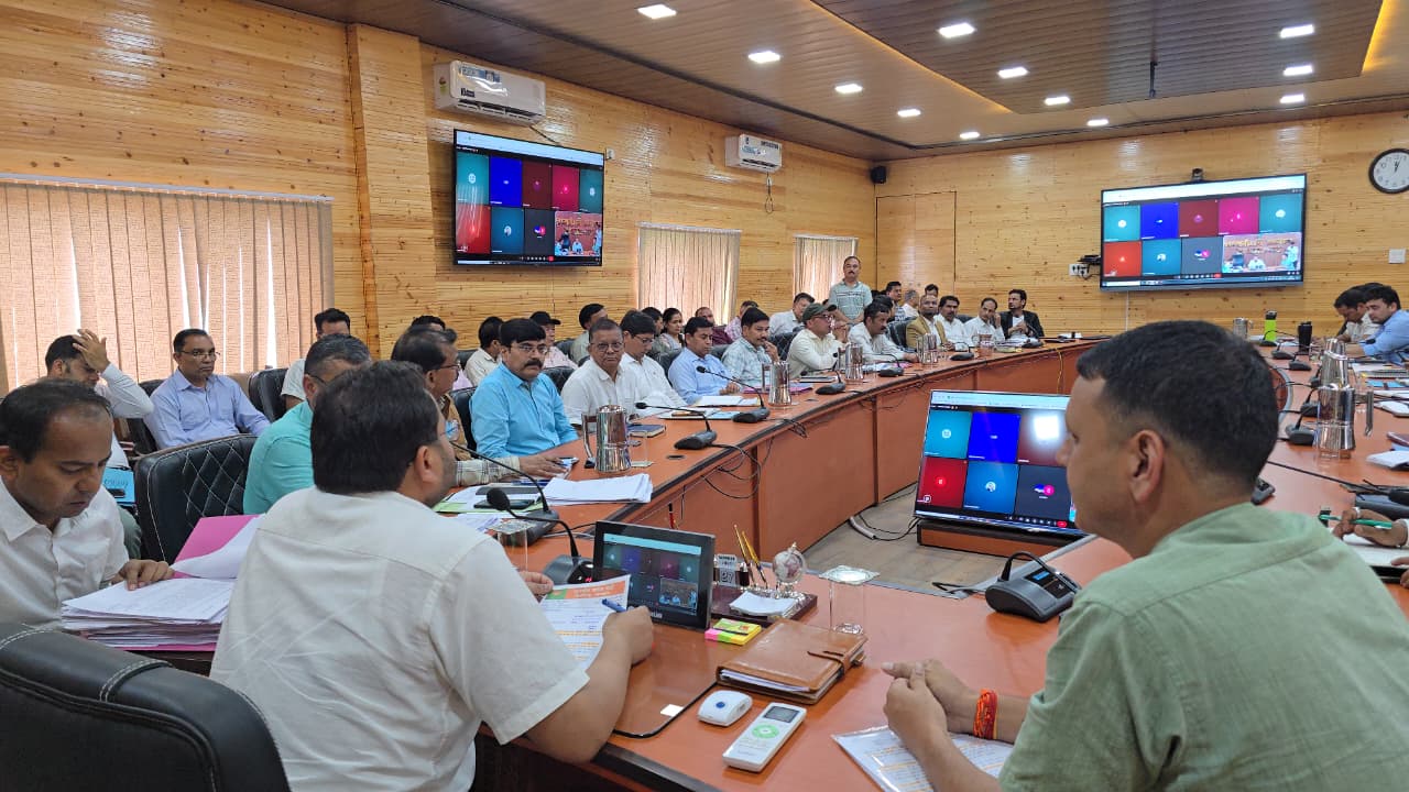 जनसुनवाई में उठे सड़क, पुल और वन भूमि हस्तांतरण के अहम मुद्दे, एडीएम ने दिए समयबद्ध कार्रवाई के निर्देश