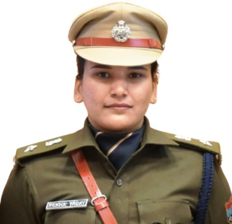 देवीधुरा बग्वाल मेले में चप्पे-चप्पे पर पुलिस का पहरा, CCTV और सादे कपड़ों में जवान रखेंगे नजर।