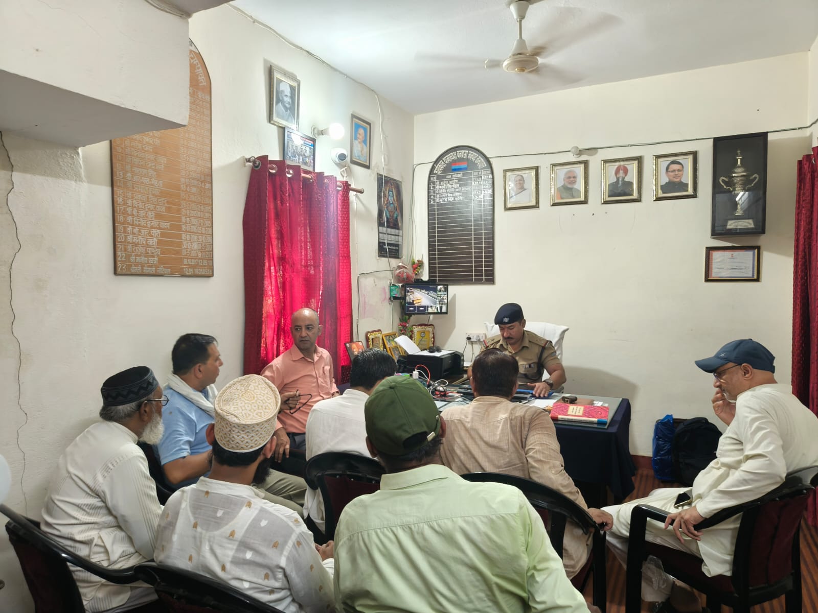 बारावफात को लेकर बनबसा में शांति समिति की बैठक, सौहार्द बनाए रखने का लिया संकल्प।