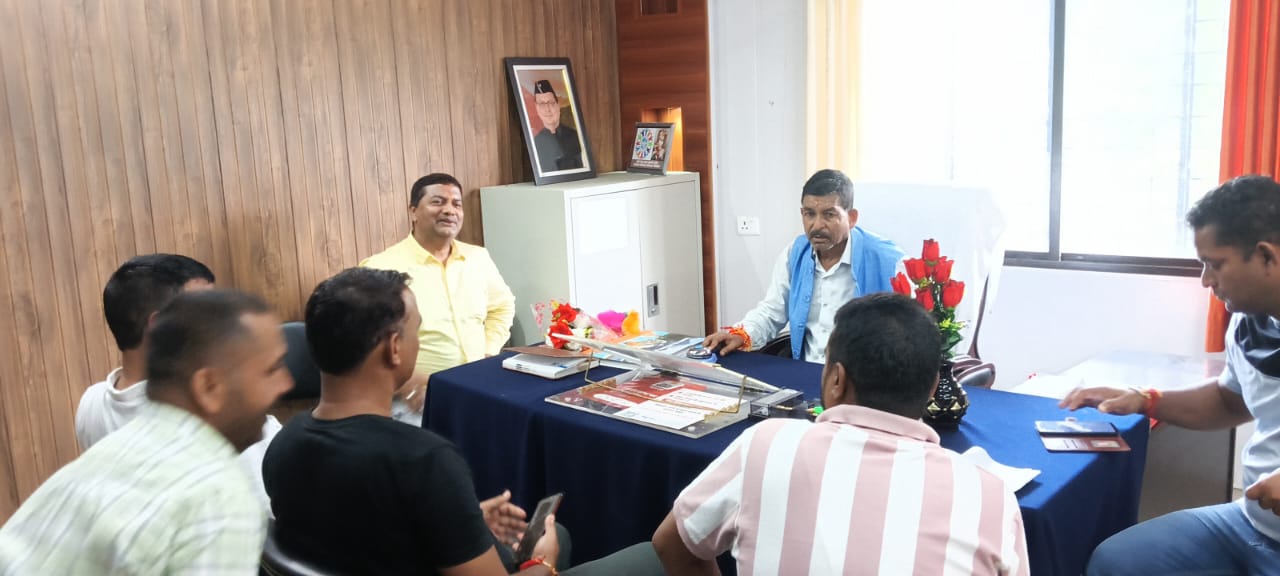 समाज कल्याण योजनाओं की समीक्षा बैठक आयोजित, विकास कार्यों की प्रगति पर हुई चर्चा