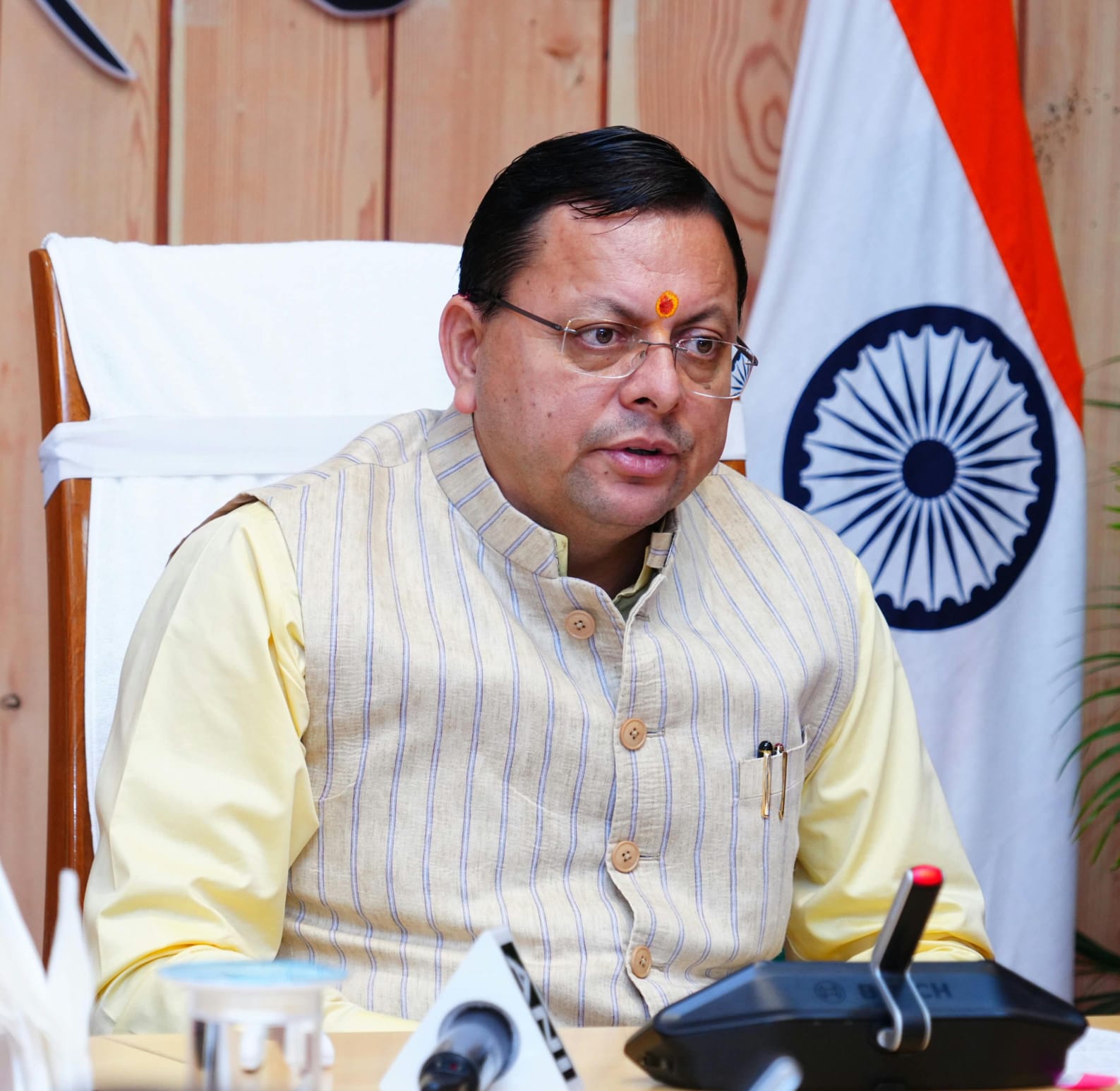चम्पावत में CM हेल्पलाइन की 84.19% शिकायतों का निस्तारण, अगस्त में 702 शिकायतें हुईं दर्ज