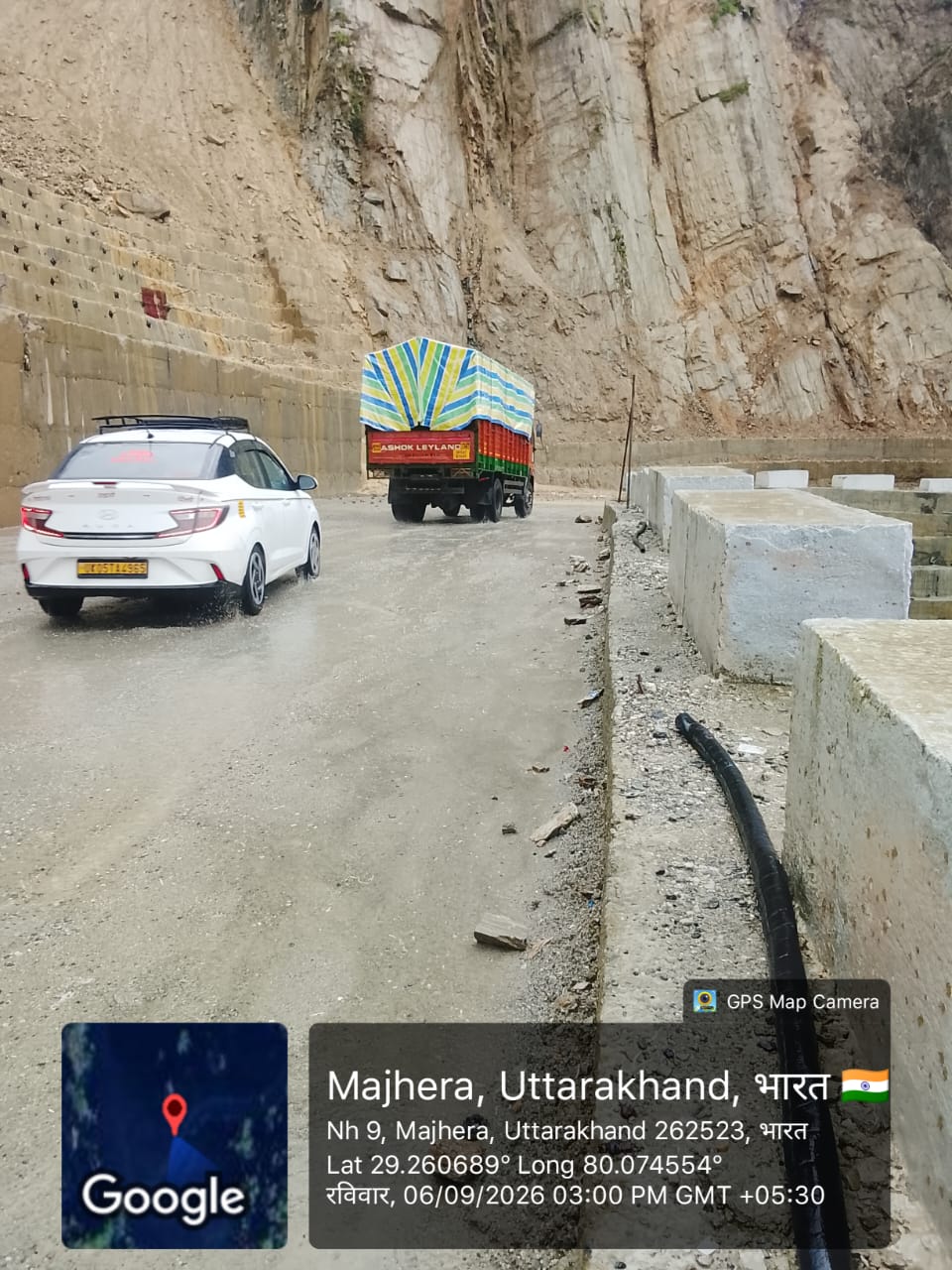 भारी बारिश के बीच भी NH पर सफर सुचारू, चम्पावत में राहत की खबर।