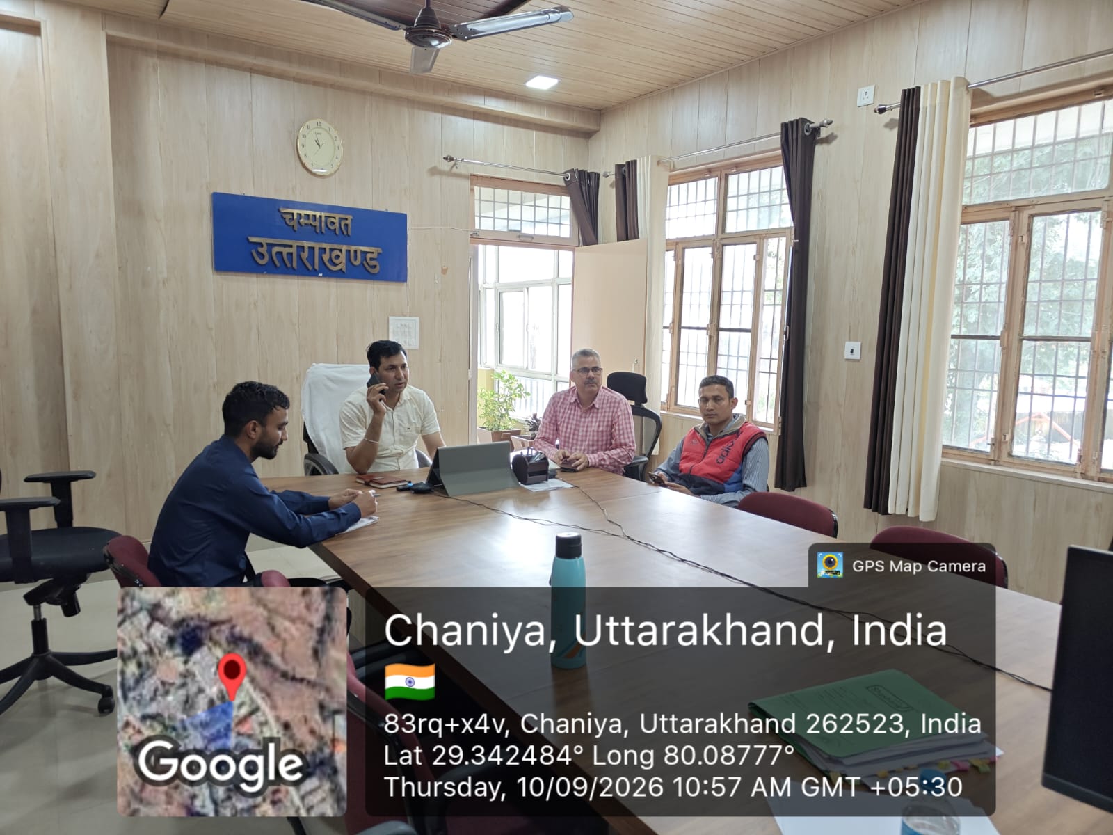 त्रुटिरहित मतदाता सूची के लिए जिला आपदा प्रबंधन सभागार में अधिकारियों को मिला डिजिटल प्रशिक्षण।