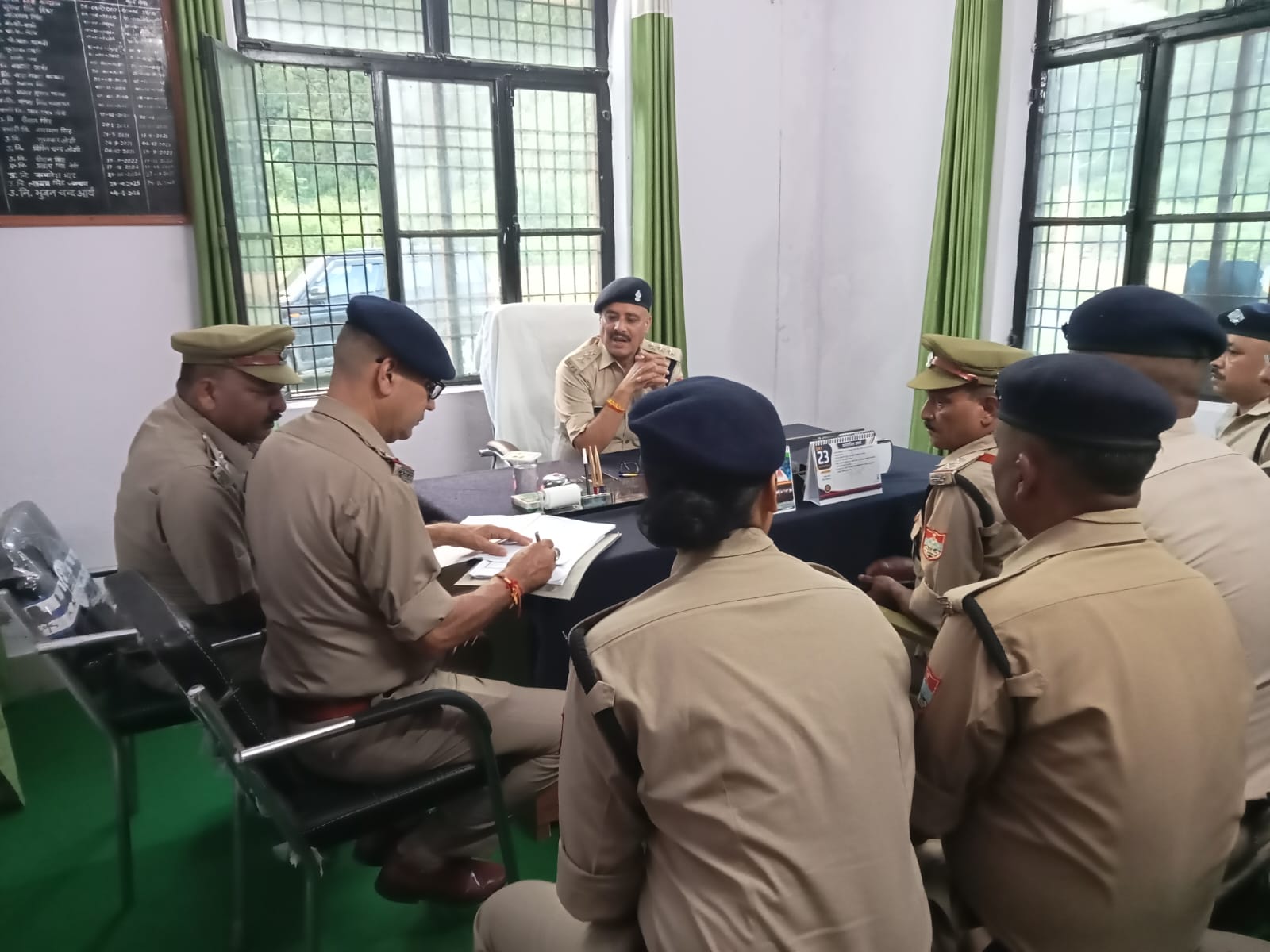 सीओ ने किया रीठासाहिब थाने का अर्द्धवार्षिक निरीक्षण, चौकी भवनों का भी जायजा
