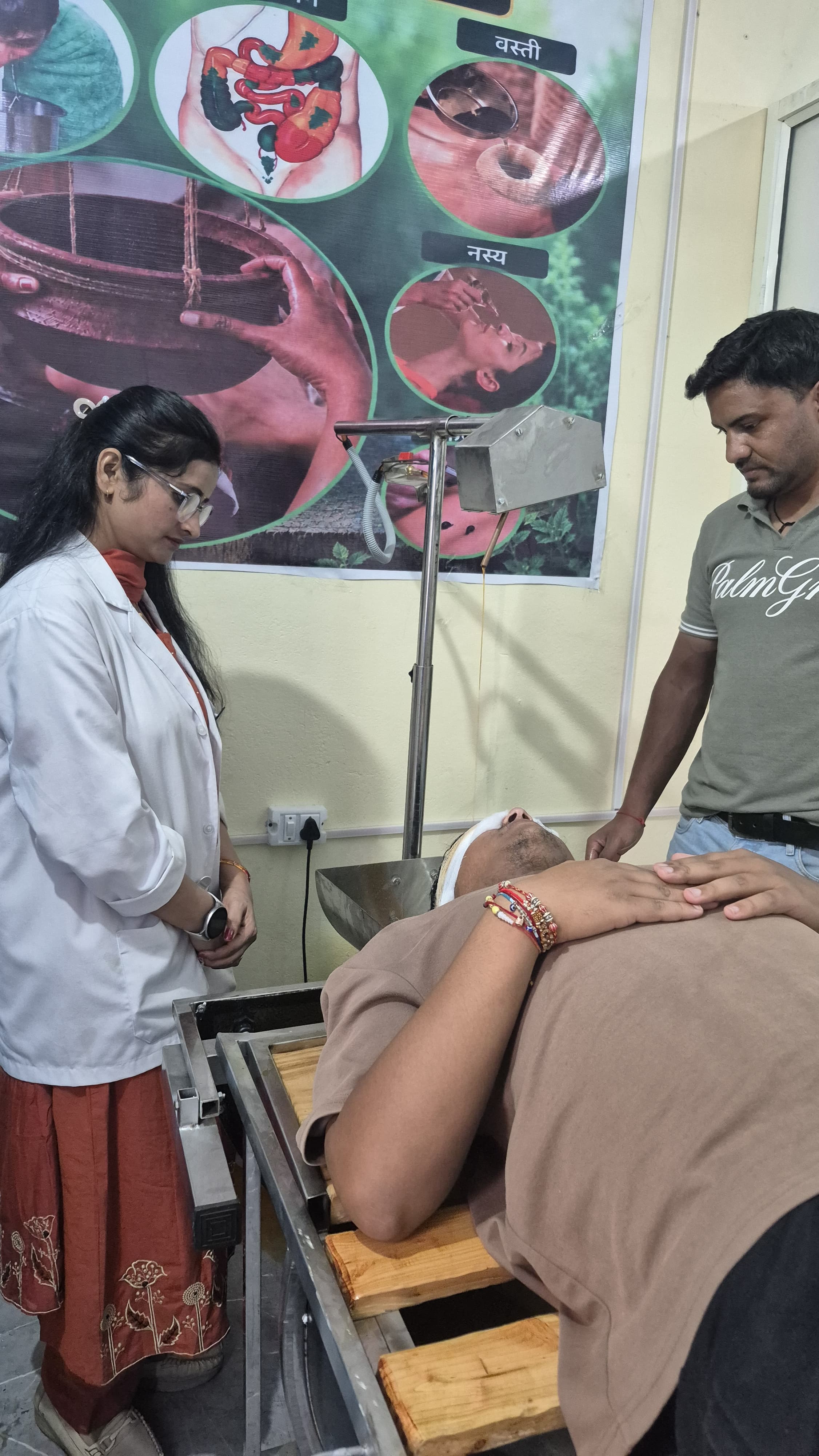 आयुर्वेदिक चिकित्सा शिविर में 773 लोगों ने उठाया लाभ, क्षार सूत्र, पंचकर्म, अग्नि व मर्म चिकित्सा बनी आकर्षण का केंद्र; एक्सीलेंस सेंटर में विशेषज्ञ चिकित्सकों का रोस्टर तैयार करने की तैयारी