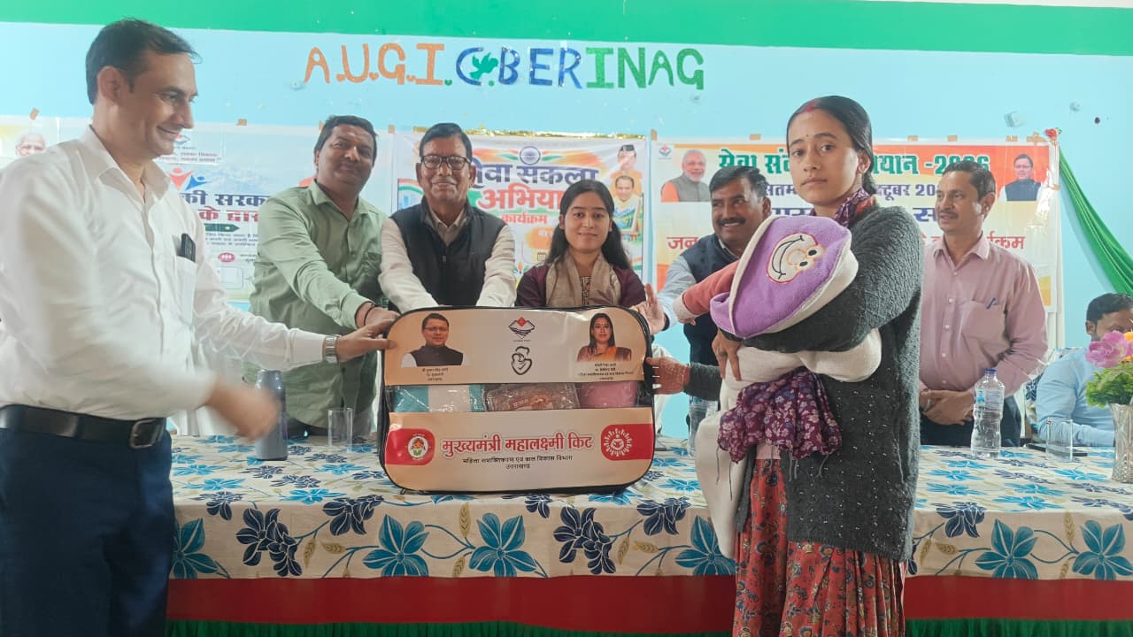 बहुउद्देशीय शिविर में 369 लाभार्थियों को विभिन्न योजनाओं का मिला लाभ, 9 शिकायतों का मौके पर निस्तारण।