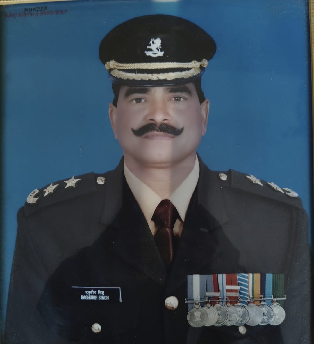 16 महीने में बदली अफसरशाही की कार्यसंस्कृति, जनता के दिलों में उतरे डीएम मनीष कुमार।