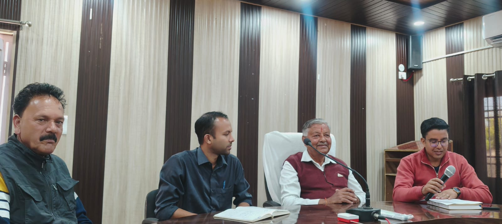 मानव-वन्यजीव संघर्ष रोकने को जागरूकता पर जोर, 22.40 लाख से बढ़ेंगे वन विभाग के संसाधन